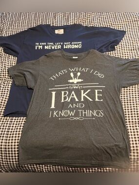 Men's Graphic Tee - 'I Bake and I Know Things' and I know Everything tee